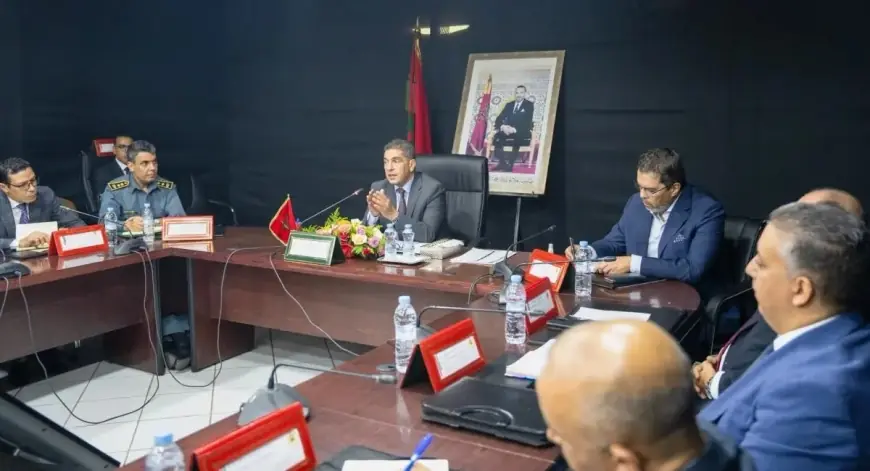 أمزازي يترأس اجتماعا بولاية سوس ماسة لمعالجة تلوث الوحدات الصناعية بمنطقة أنزا