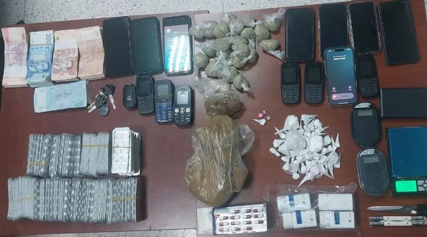 توقيف شخصين بطنجة وإيمزورن وحجز 2688 قرصا مخدرا