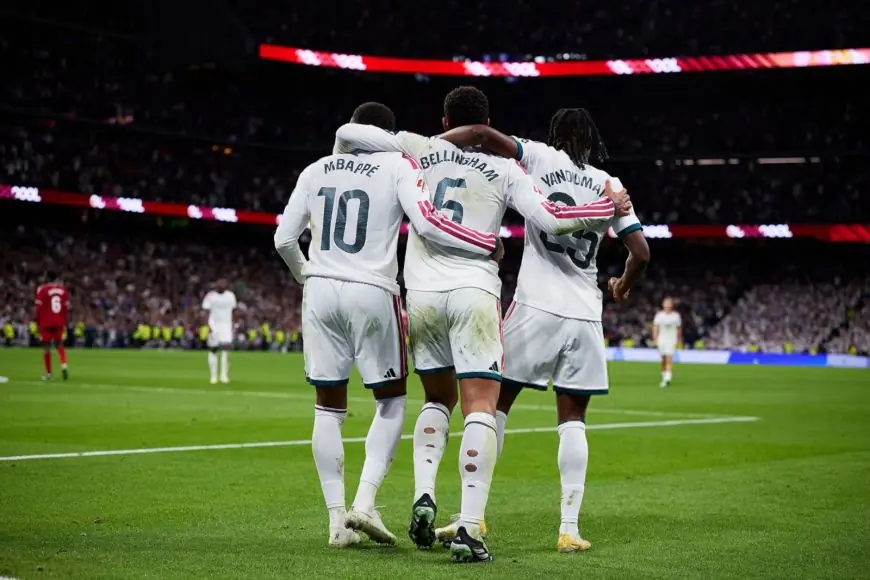 ريال مدريد يكتسح إشبيلية برباعية ويرتقي إلى المركز الثالث في الليغا