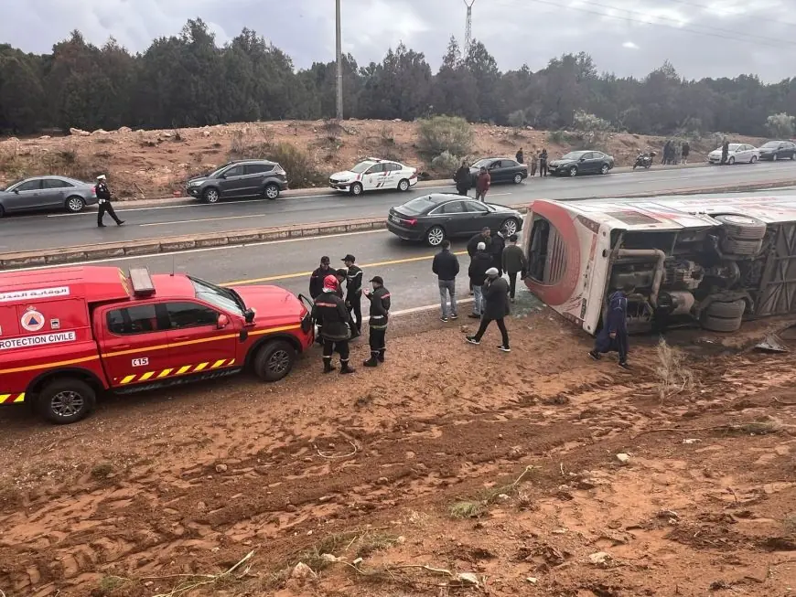 4 قتلى وأكثر من 22 جريحا في حادث انقلاب حافلة لنقل المسافرين بإقليم زاكورة
