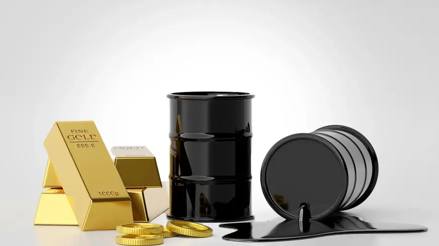 تراجع طفيف لأسعار النفط والذهب مع ترقب قرارات الفائدة وتهدئة الشرق الأوسط