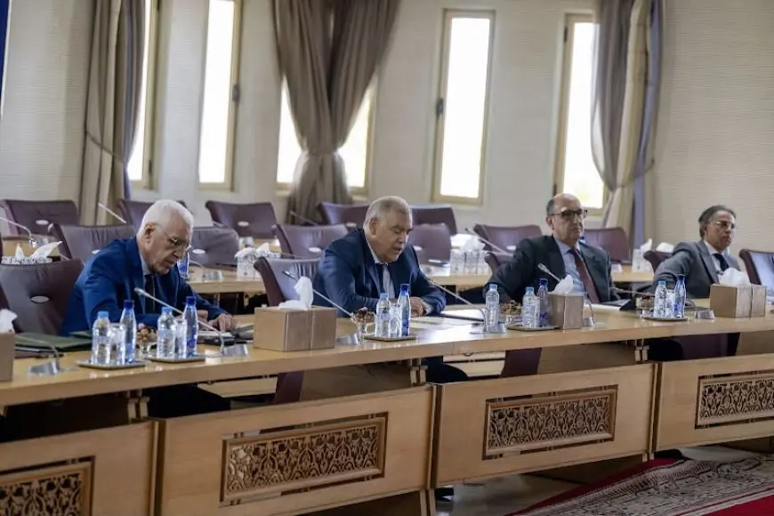 وزارة الداخلية تفتح مشاورات مع الأحزاب السياسية استعدادا لانتخابات 2027