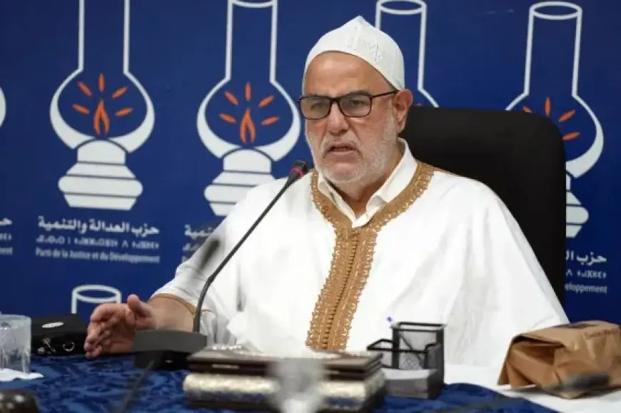 بنكيران يعتذر للشعب الجزائري ويوضح حقيقة تصريح ساخر له حول الأصول الجزائرية لبرلماني بالبيجيدي